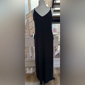Sleeveless Black Maxi Dress w/ Adjustable Straps & Pockets & Side Slits Sz Large